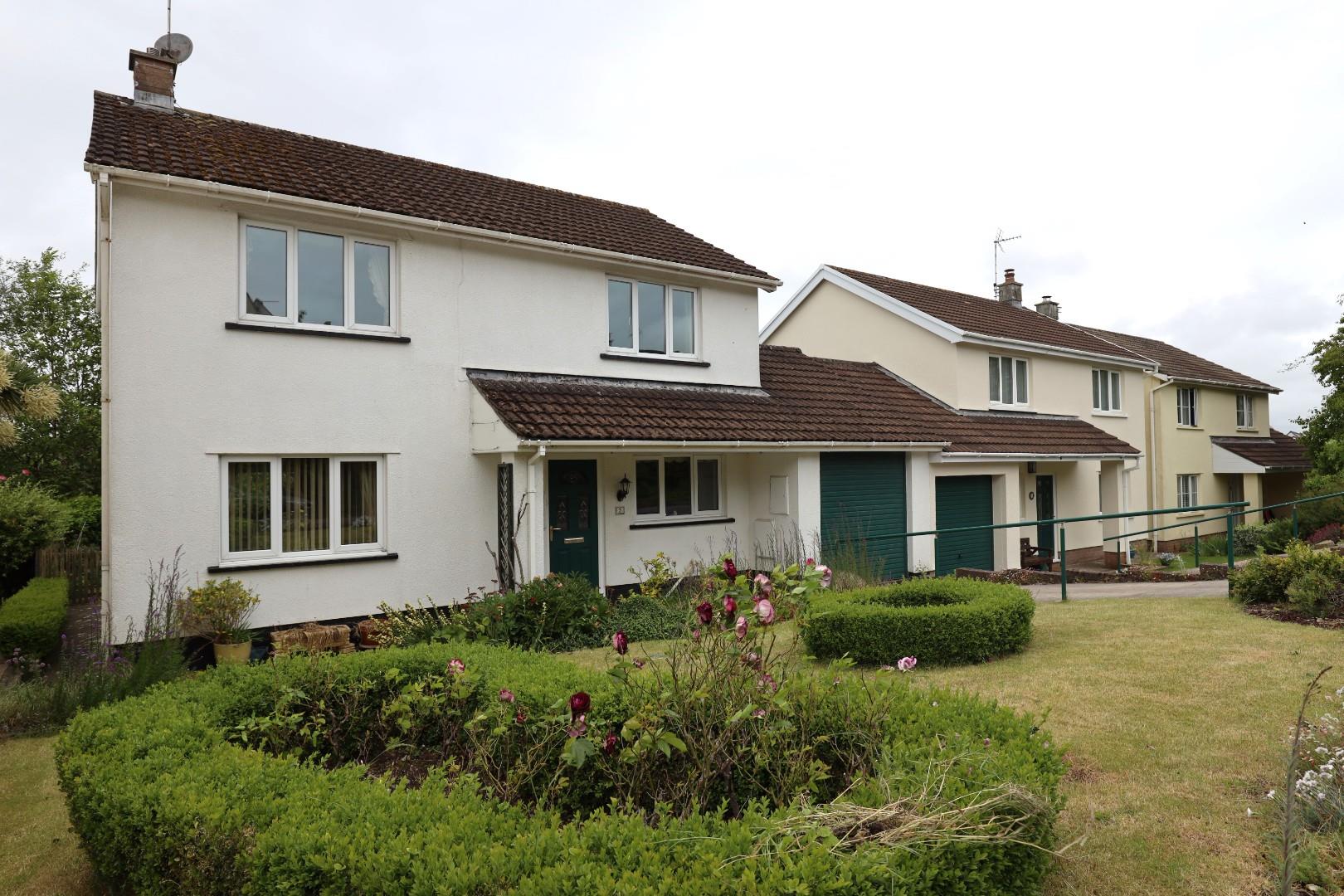 Hillside Drive, Cowbridge, Vale of Glamorgan, CF71 7EA